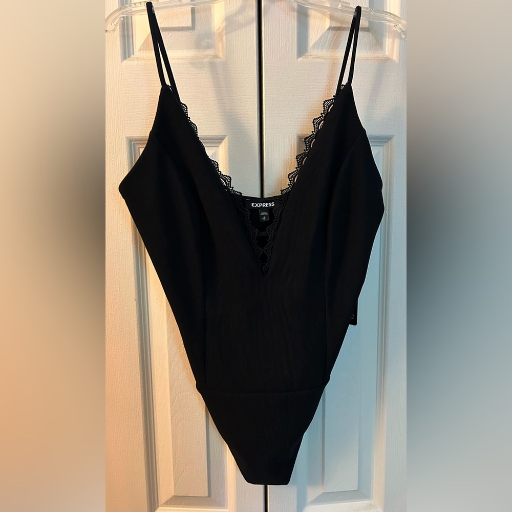 Lace Trim V Neck Bodysuit